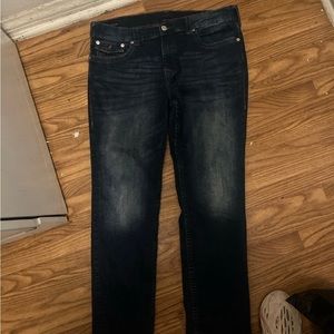 i am selling my true religion pants and im selling it for 70 dollars